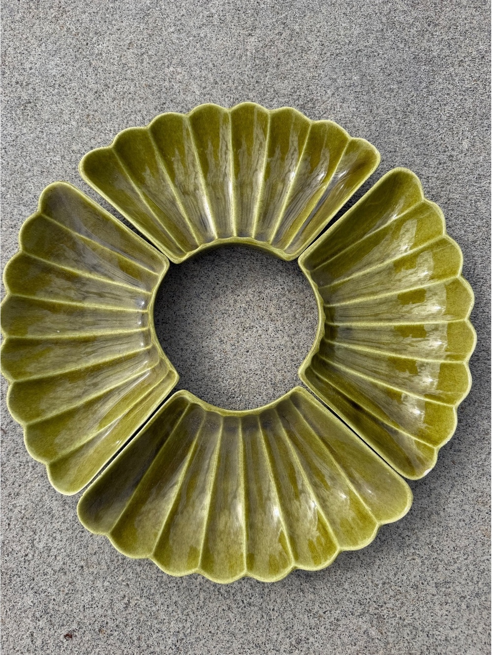 Vintage CALIF USA Green Ceramic Fan-Shaped Snack or Appetizer Plates Set of 4